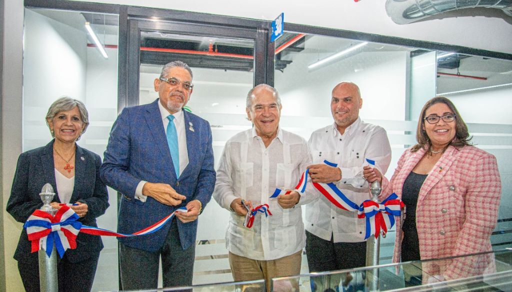 Superintendencia de Salud inaugura punto GOB en Sambil 