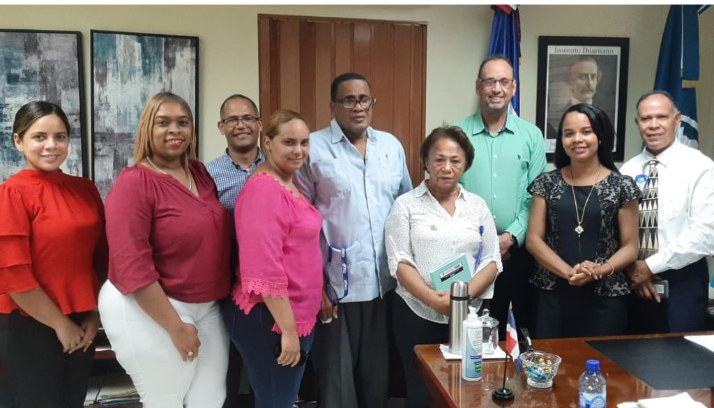 Personal salud Hospital de Samaná concilia con autoridades    