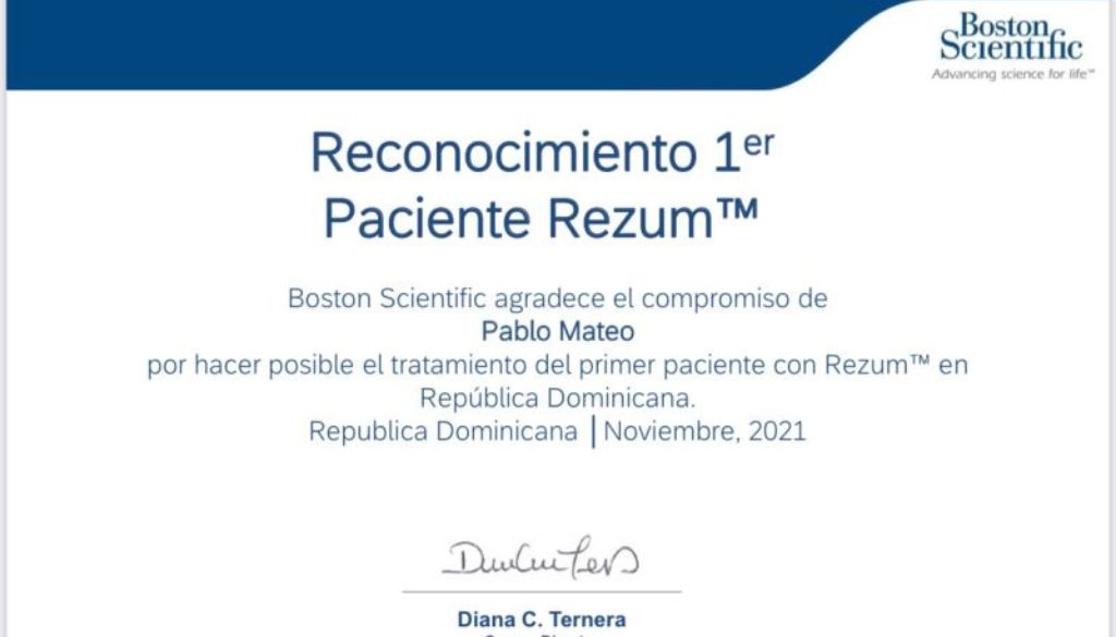 Reconocen doctor Pablo Mateo como 1er urólogo en realizar técnica REZUM en el país 