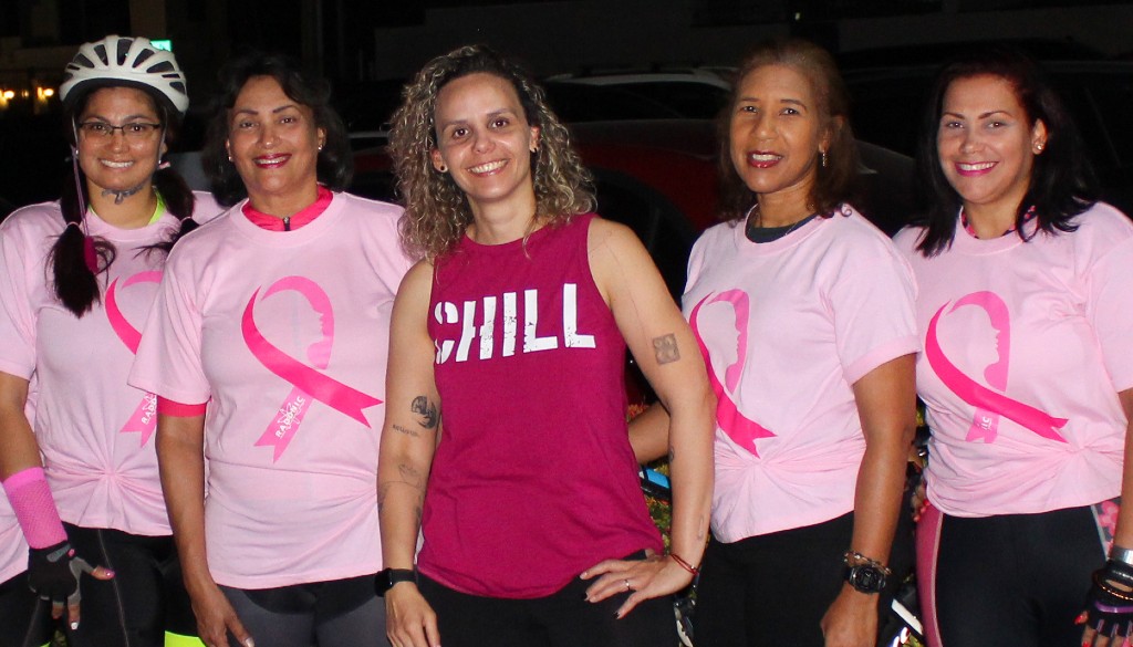  Radonic y Platanuses hacen ruta ciclista por Cáncer de Mama 