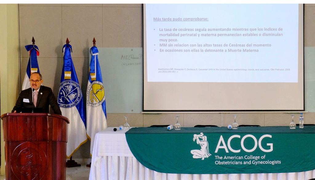Especialistas promueven reducción tasa de cesáreas en el país  