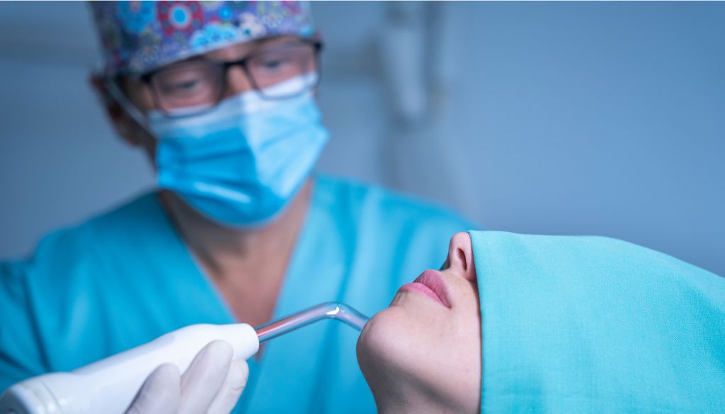 Estudio revela posibles causas de la periodontitis 