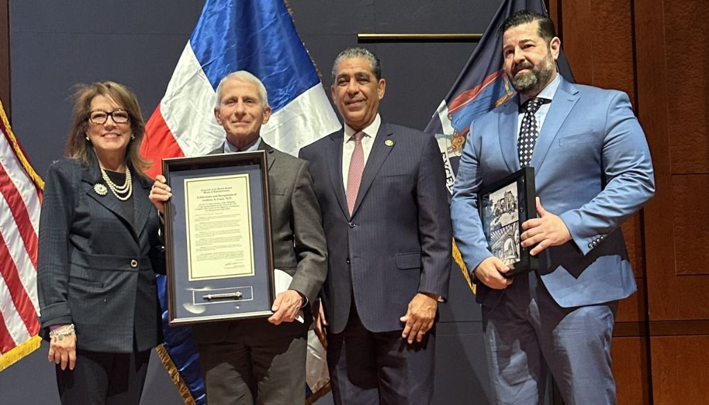 Dominicanos escogidos para entregar reconocimiento oficial del Congreso de Estados Unidos al doctor Anthony Fauci 