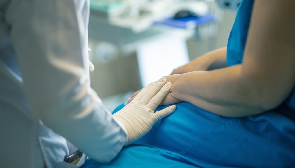 Destacan rol activo del paciente en la farmacovigilancia 