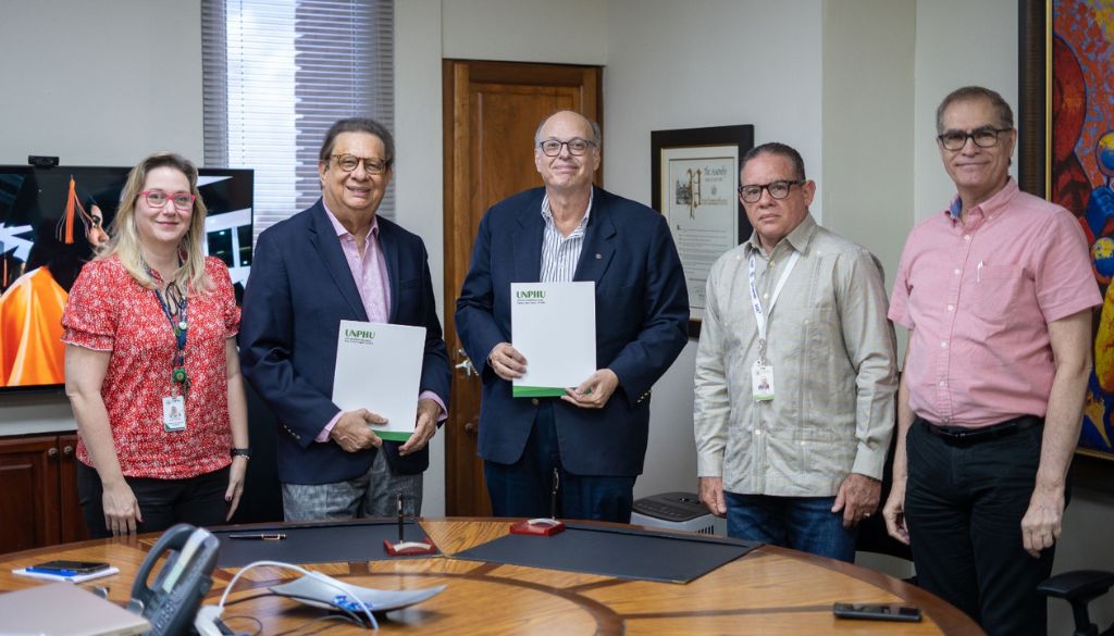 Entidades se unen para capacitar personal en oftalmología 