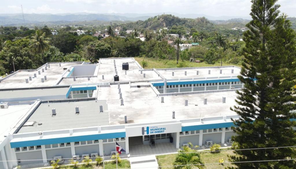 SNS inaugura remozamiento del Hospital Dr. Luis Bonilla 