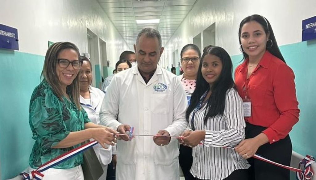 SNS habilita dos salas de intervención en crisis en hospital de Montecristi 