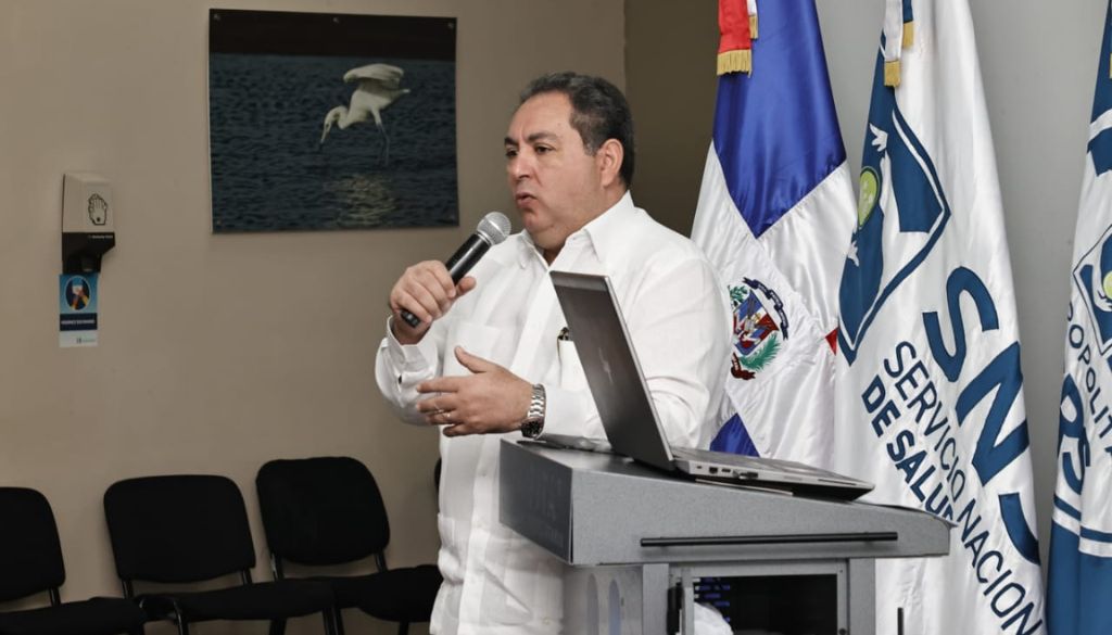 Dr. Mario Lama califica de injusto médicos incluyan hospitales en reclamos 