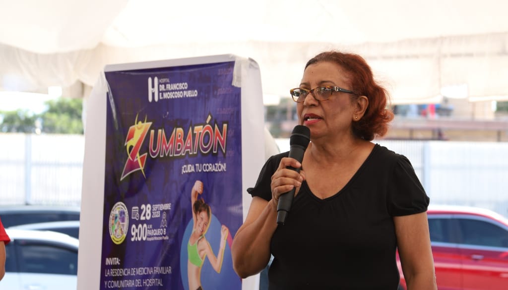 Residentes de medicina familiar realizan actividad por salud del corazón 