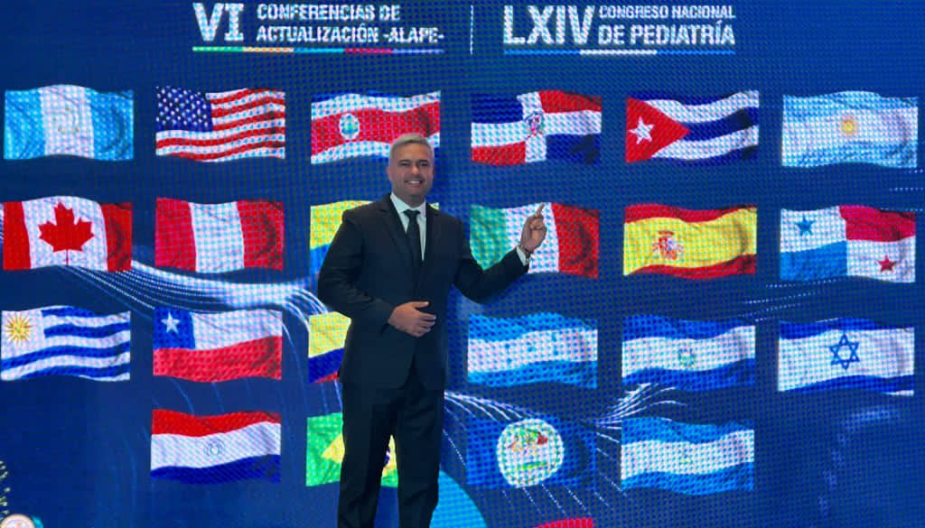 Doctor César Mota representa al país en congreso internacional   