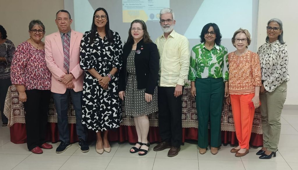 Realizan panel sobre etiquetado frontal de alimentos  