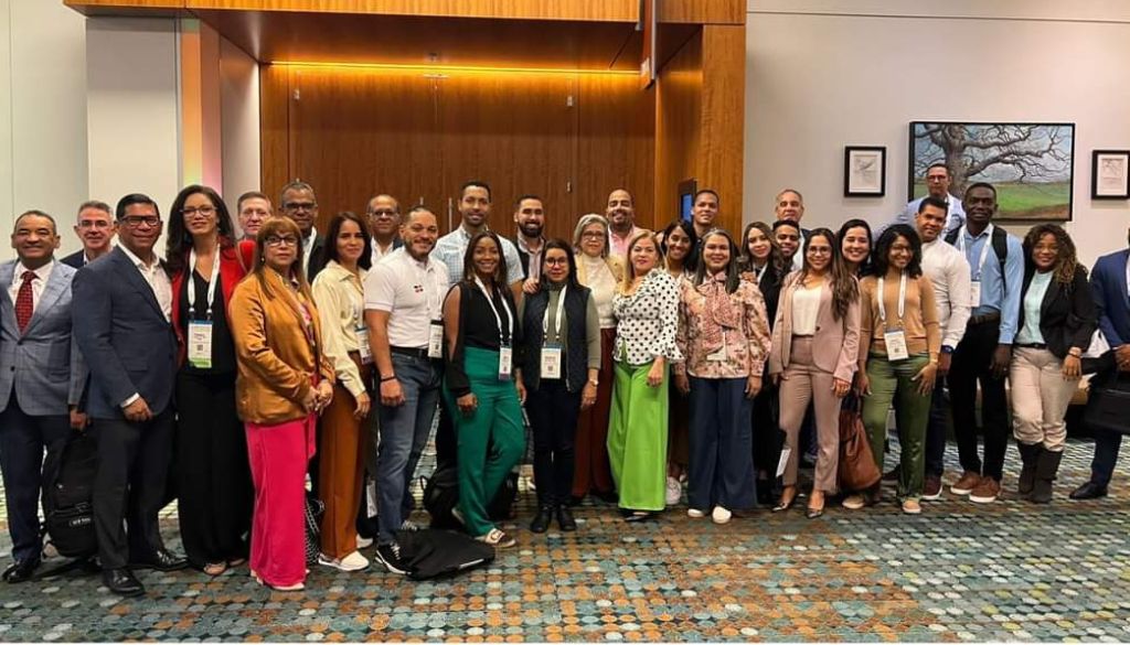 Otorrinolaringólogos dominicanos participan en evento internacional  
