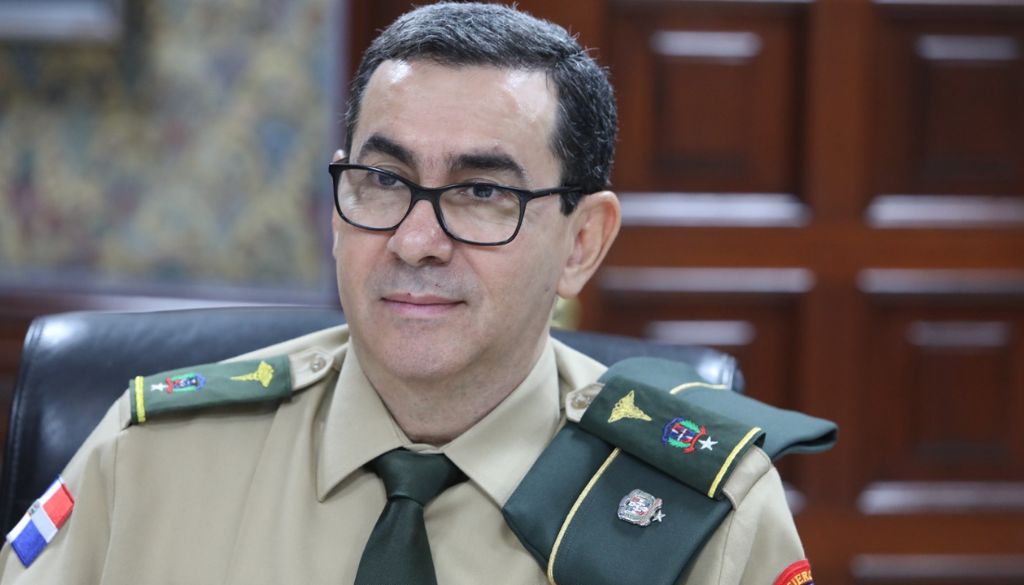 Exhiben avances e inversión en hospitales militares del país  