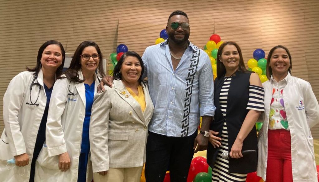 Fundación Fondo para la Niñez David Ortiz y Cedimat entregan juguetes  a niños operados de cardiopatías 
