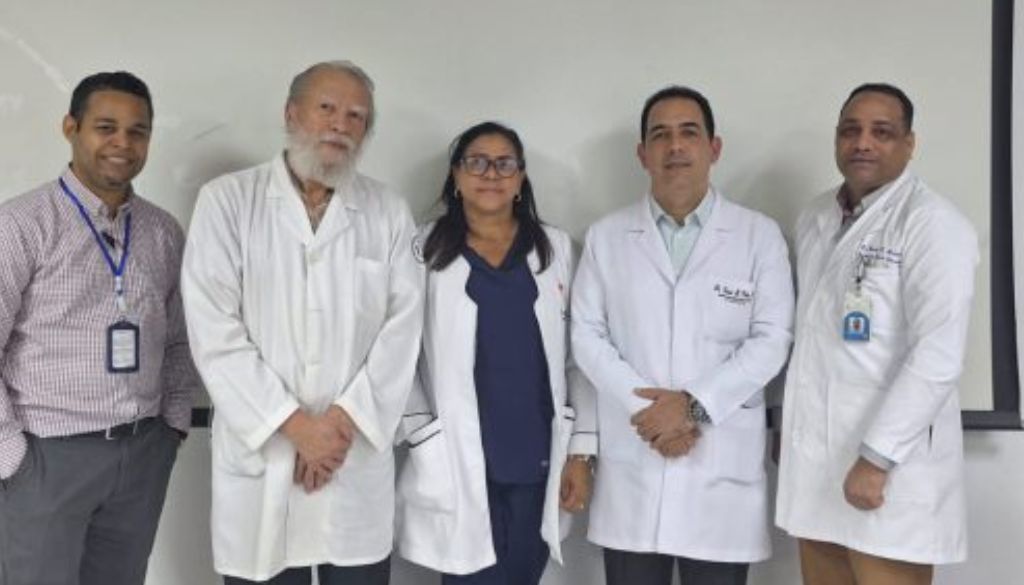 Médicos se actualizan en pancreatitis aguda 