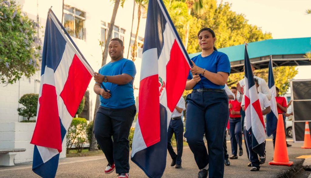 Rehabilitación se une a celebración por Mes de la Patria  