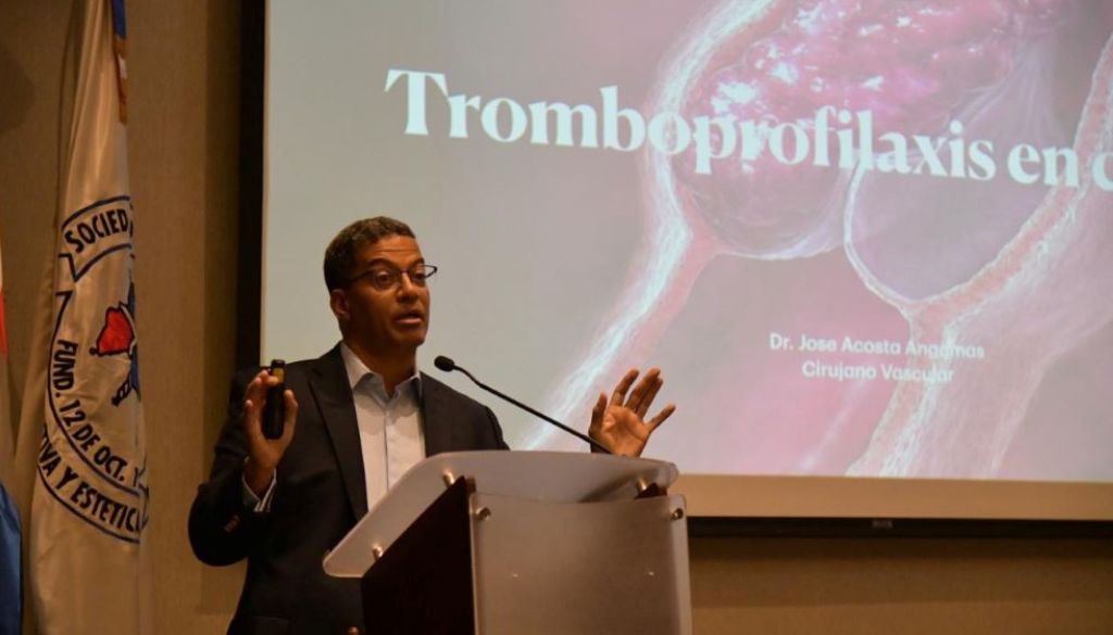 Sociedad Vascular ofrece actualización sobre Tromboprofilaxis en Cirugía Plástica 