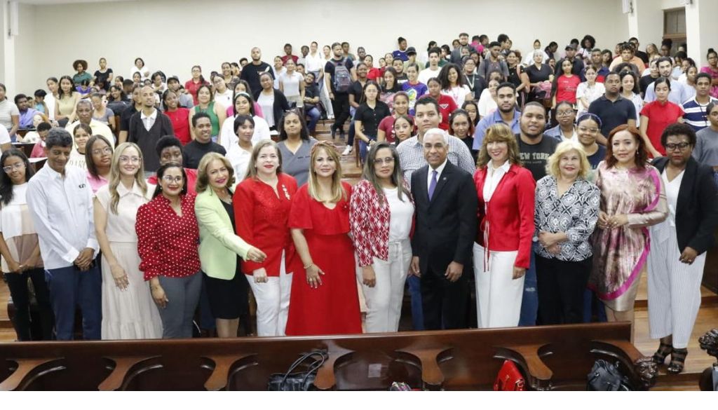 Realizan con éxito un simposio sobre salud cardiovascular en la mujer 