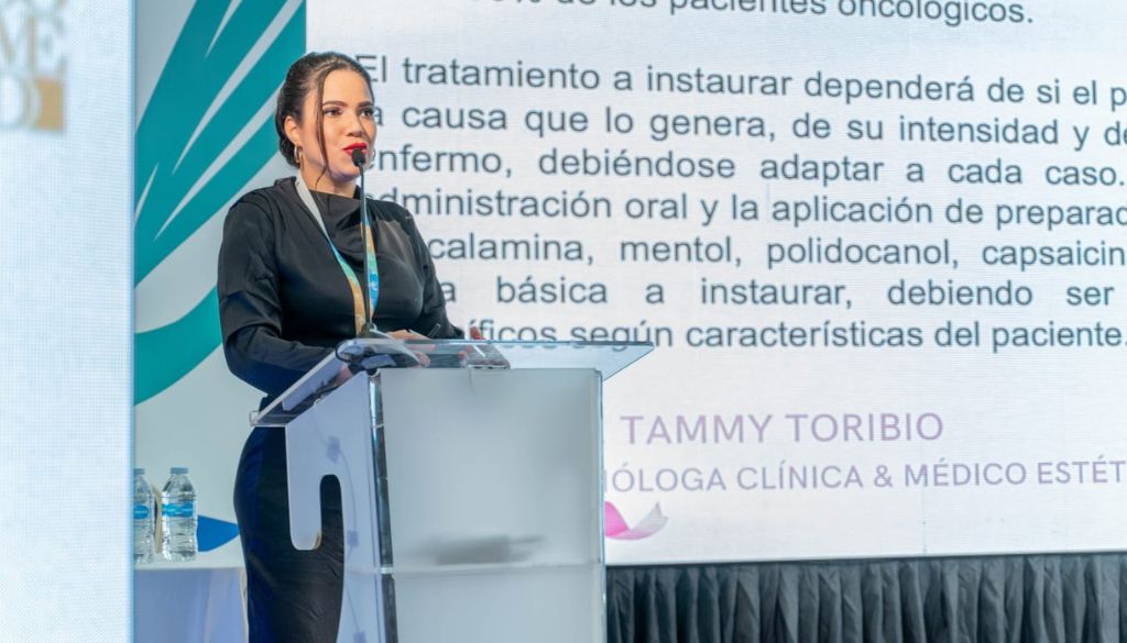 Especialista presenta conferencia sobre medicina estética en pacientes oncológicos 