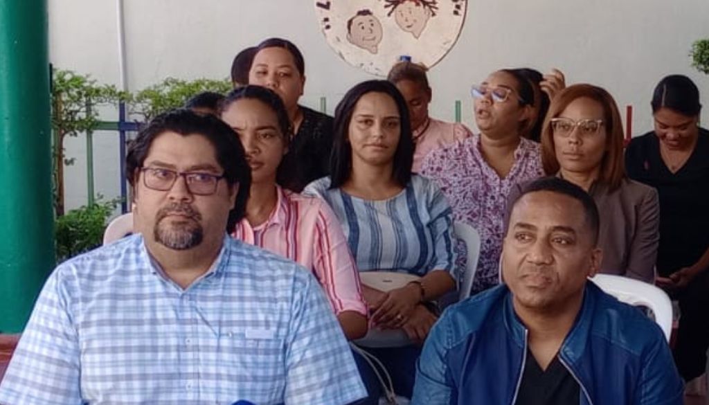 Médicos COVID exigen ser fijados en el SNS 