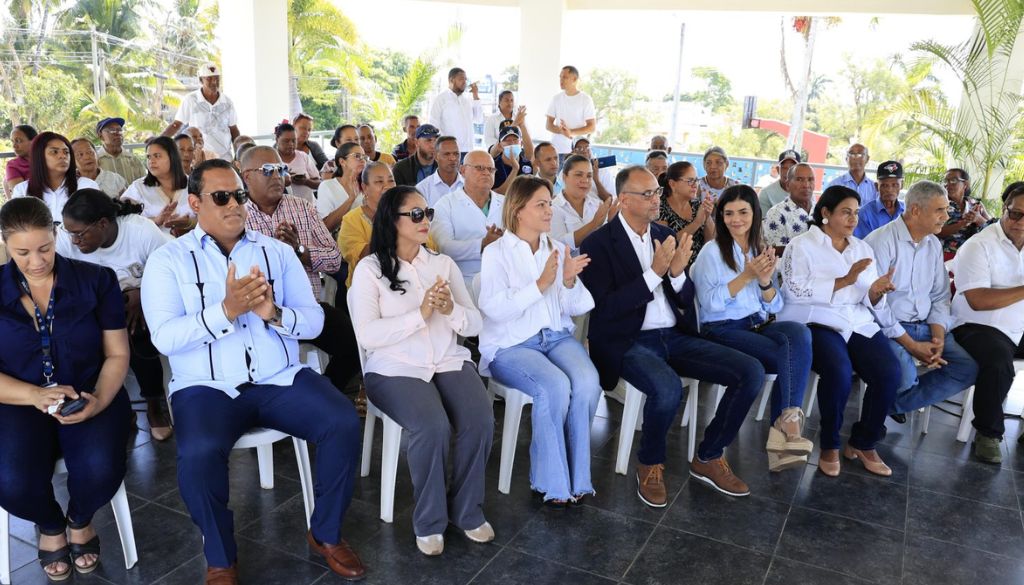 Realizan jornada detección de cáncer de mama, cervicouterino y próstata 