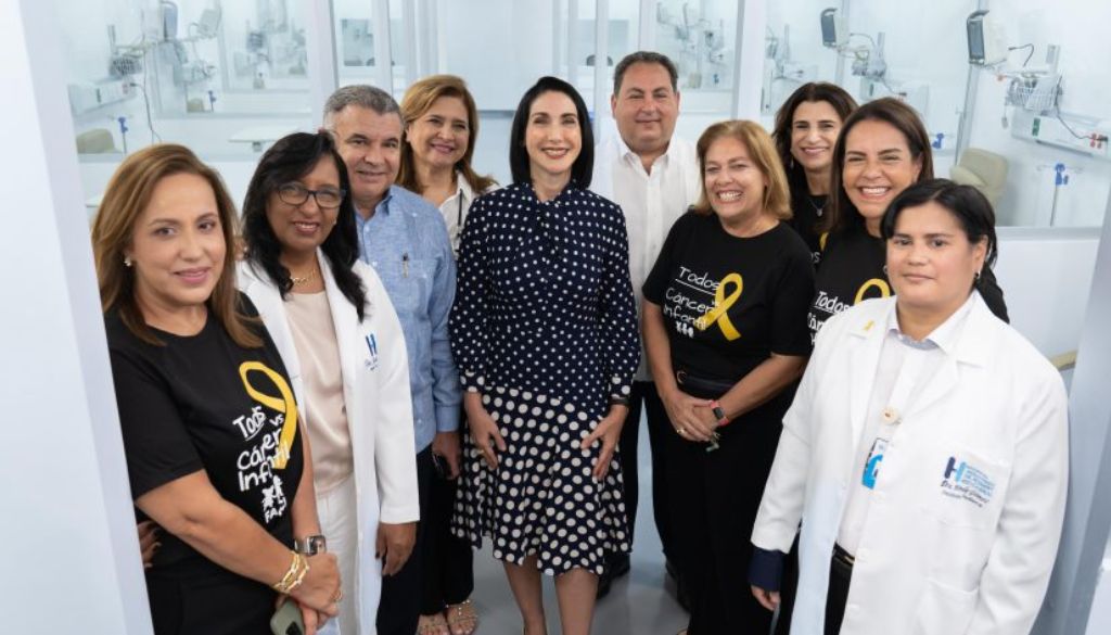 Inauguran renovada unidad oncopediátrica del Hospital Robert Reid Cabral 