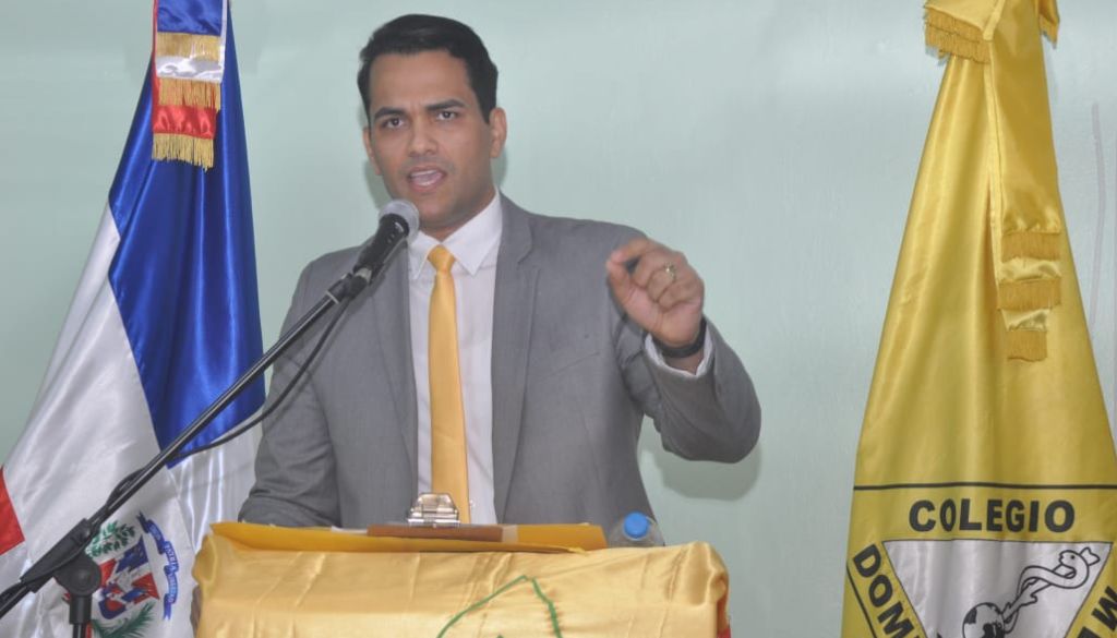 Dr. Máximo Martínez Báez es elegido como presidente del Movimiento Médico Alternativa Gremial  