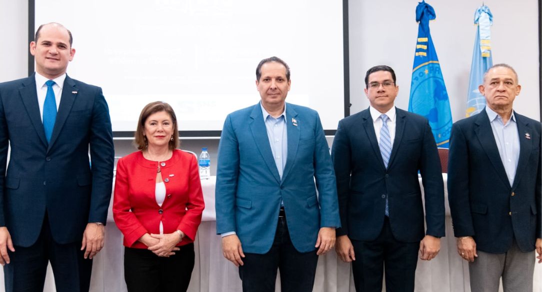 Aseguran provisión de medicamentos para pacientes de hipertensión y diabetes 