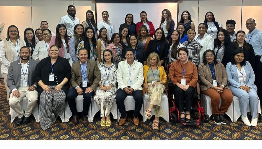 Realizan con éxito curso especializado en nutrición pediátrica 