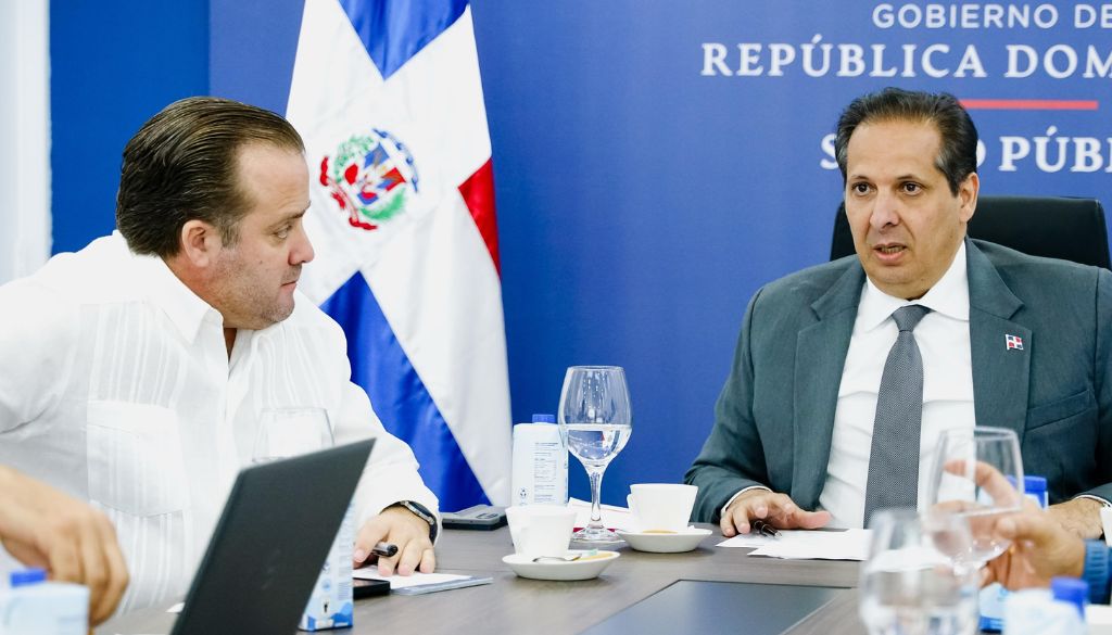 Coordinan estrategias para fortalecer el sistema sanitario dominicano 