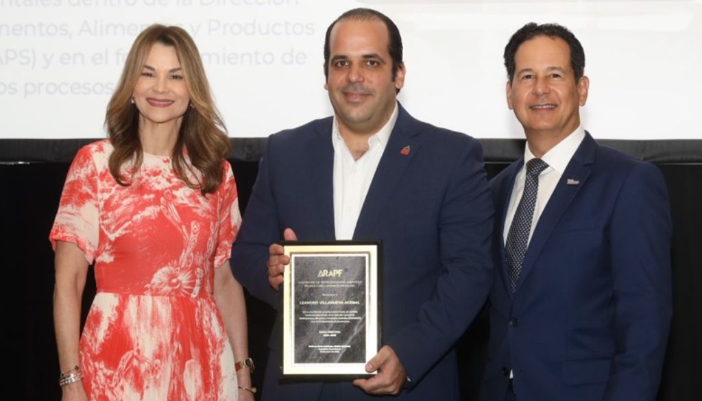 ARAPF celebra su tradicional encuentro reconociendo aporte de asociados 