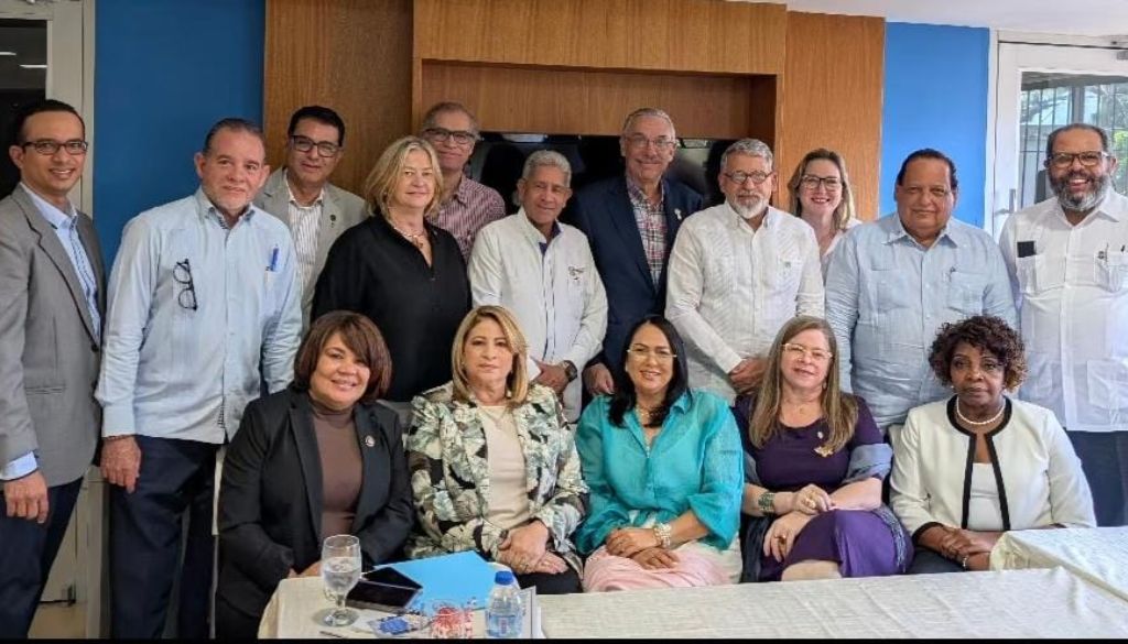 ADOFEM refuerza impacto en educación médica con integración de la ODEM 