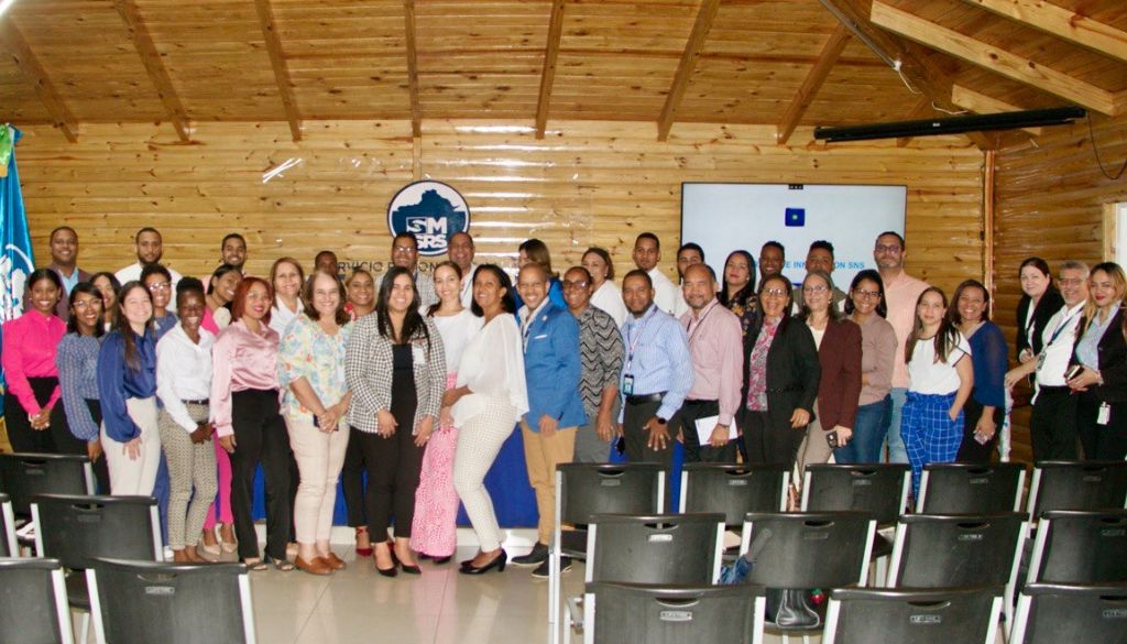 Presentan Plan de Innovación a directivos y colaboradores del SRSM 