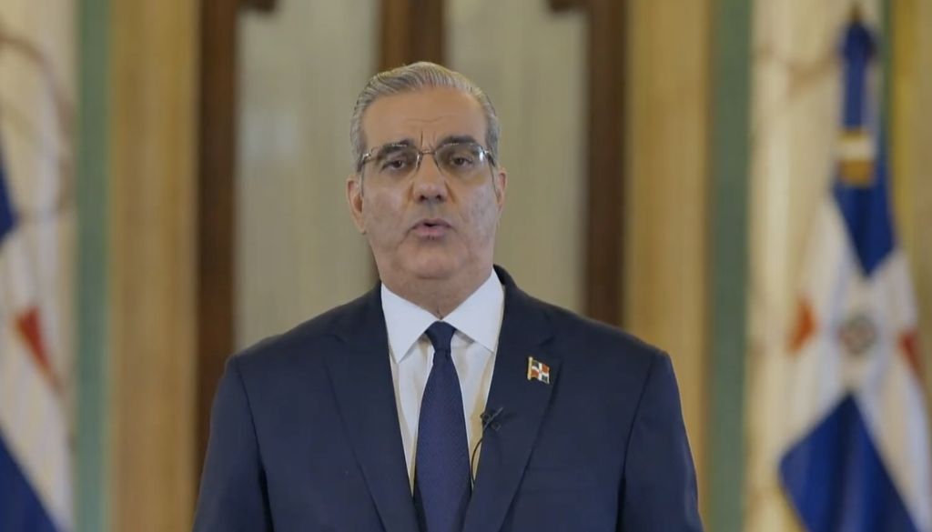 Gobierno establece control migratorio en hospitales públicos para salvaguardar recursos nacionales 