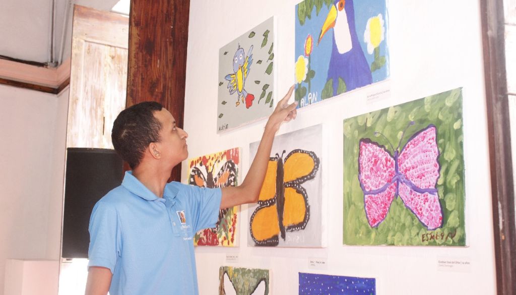 Presentan exposición “Sin Límites” a favor del programa de Educación Especial de Rehabilitación 
