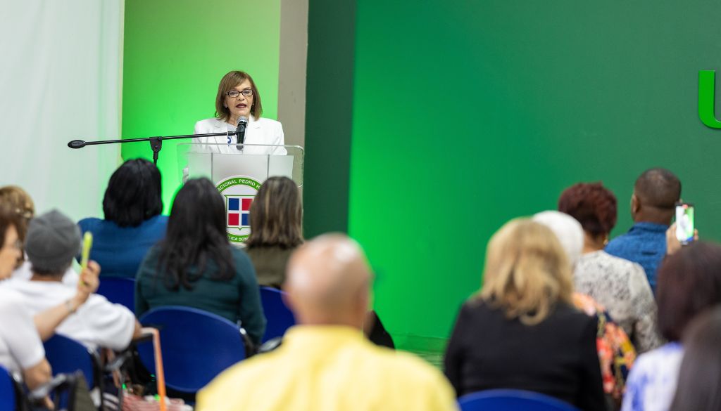 Entidades gradúan participantes de estudio para  prevención de la demencia en adultos mayores 