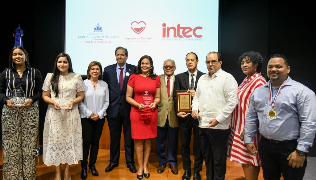 Buscan seguridad social cubra sangre y sus derivados 