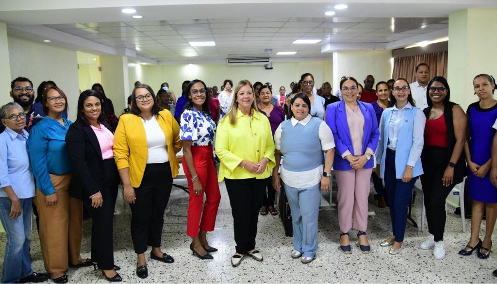 Actualizan a personal de salud en prevención y manejo de VIH, TB y diabetes  