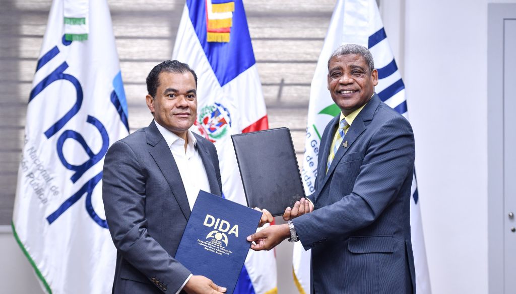 Entidades firman acuerdo para formación de servidores públicos en seguridad social 