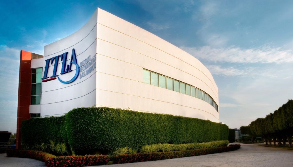 Lanzan convocatoria de becas a carreras tecnológicas de alta demanda 