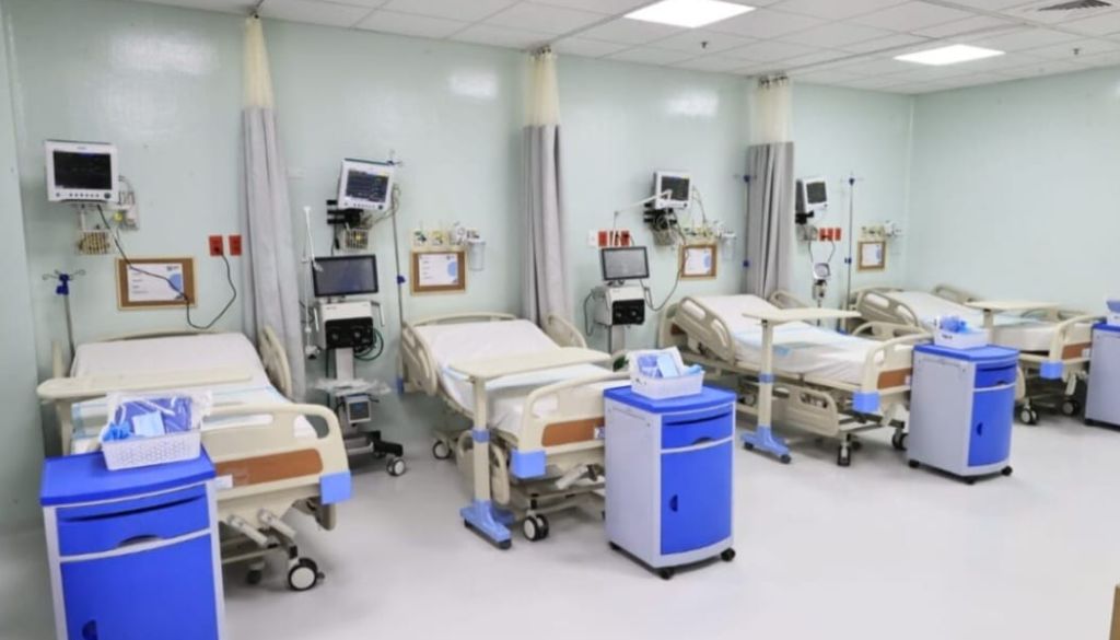 A casi un año de su inauguración, denuncian UCI del Hospital de Boca Chica sigue cerrada 