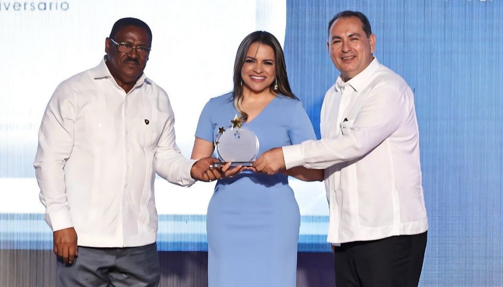 Hospital Pediátrico Dr. Hugo Mendoza es reconocido por excelencia en desempeño hospitalario 