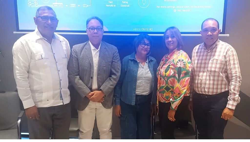 Sociedad de Medicina Interna reafirma compromiso con educación médica 