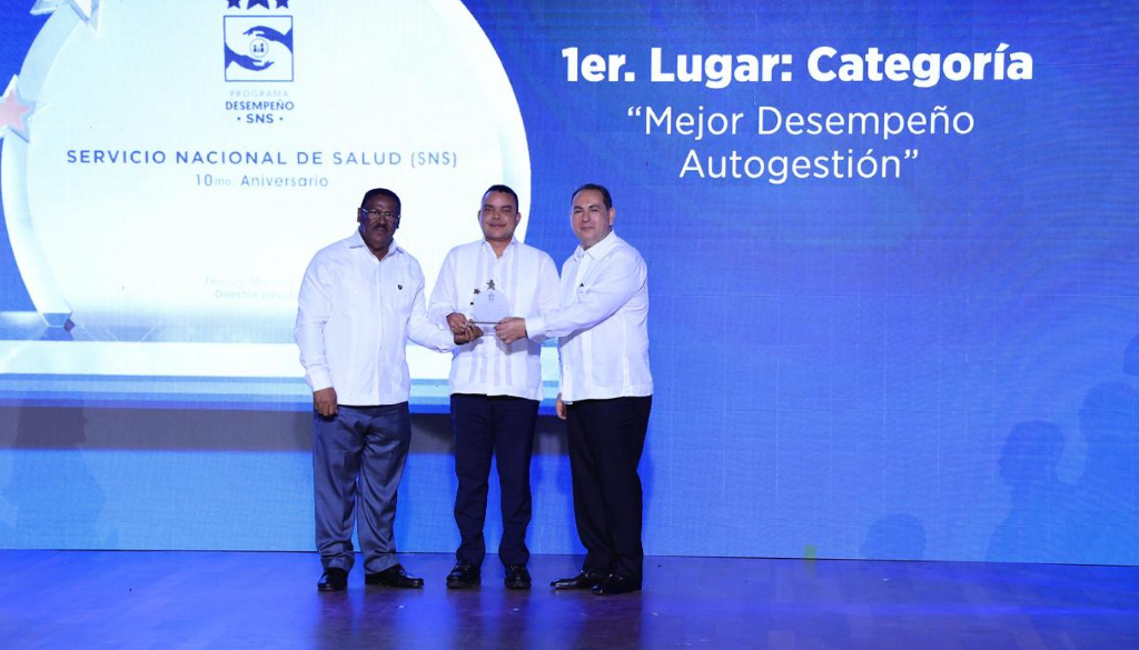 Hospital Ney Arias Lora por cuarta  ocasión gana máximo galardón a mejor desempeño hospitalario de autogestión 