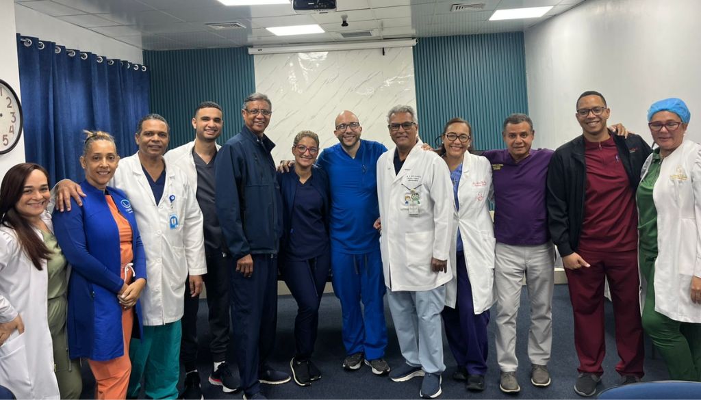 Realizan primera cirugía fetal en la red pública 