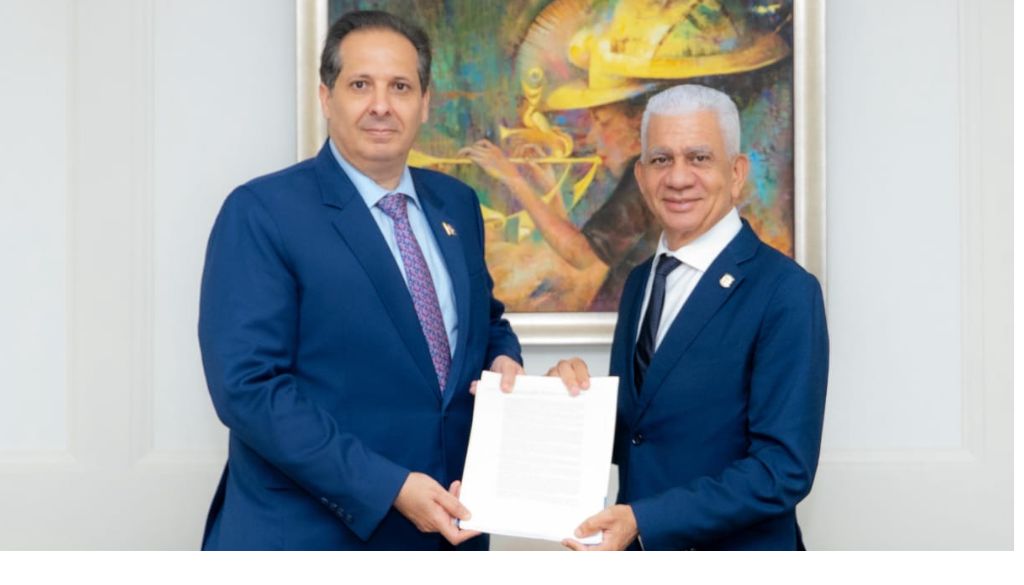 Ministro de Salud propone modificación a Ley de Salud Mental 