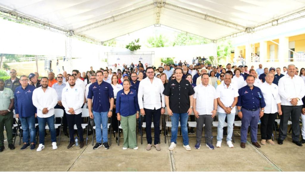 Llevan jornada médica «Más Salud y Bienestar» a San José de Ocoa 