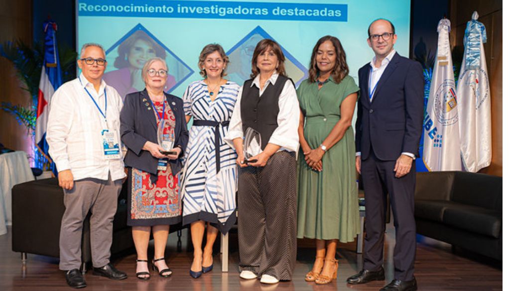 Reconocen a destacadas médicas por su liderazgo en la investigación 