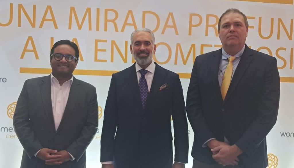 Simposio internacional aborda avances en tratamiento de la endometriosis 