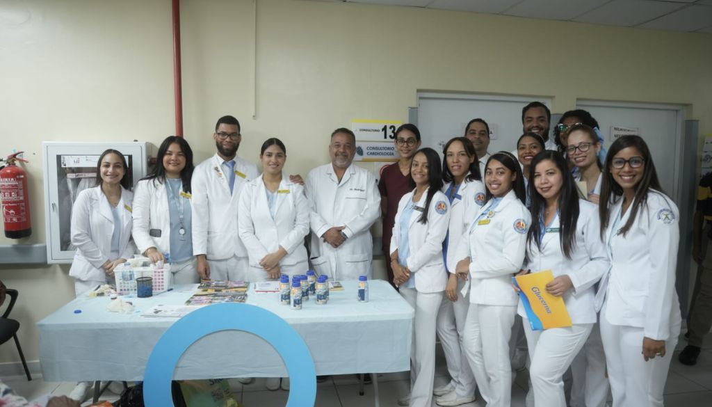 Moscoso Puello realiza jornada de prevención y educación sobre diabetes 